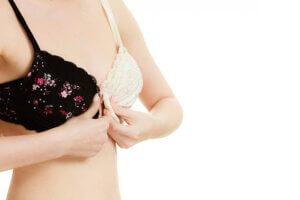 Lingerie Shopping Checklist: 8 Things to Know Ahead